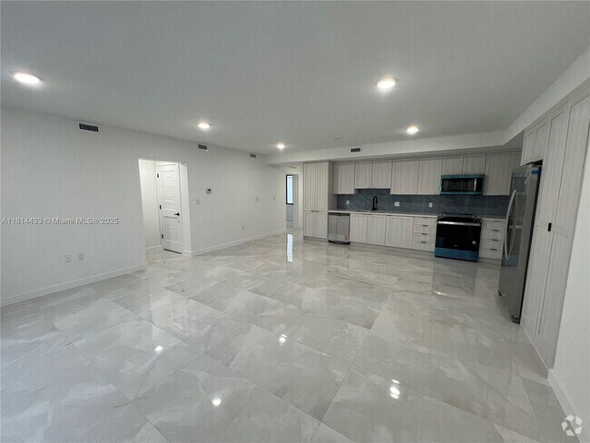 Building Photo - 14617 SW 262nd St Rental