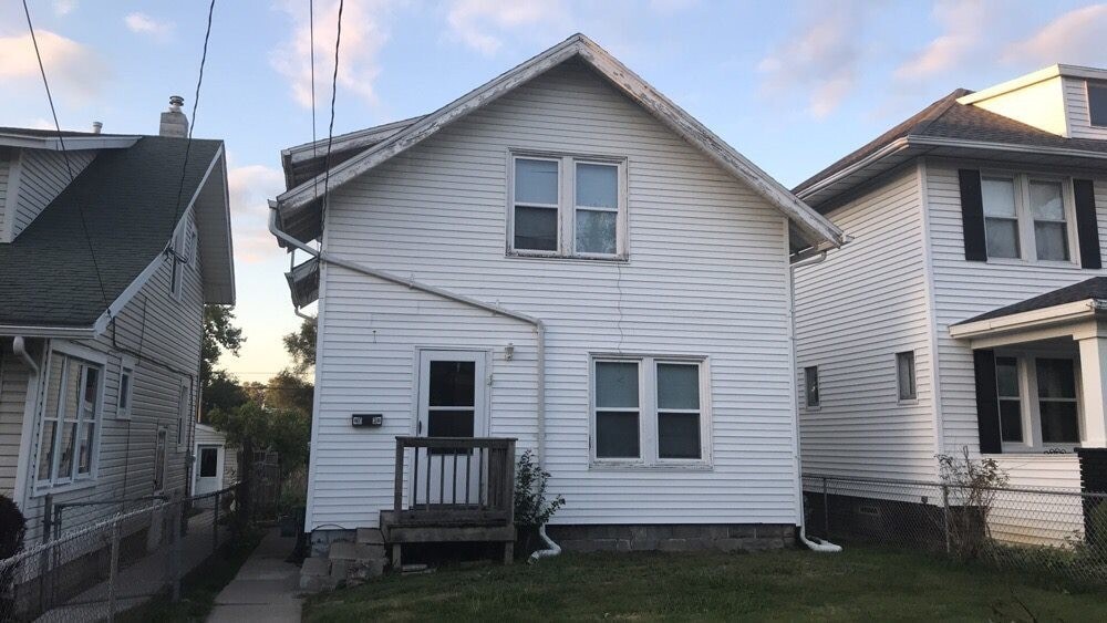 3 Bedroom House - 3 Bedroom House