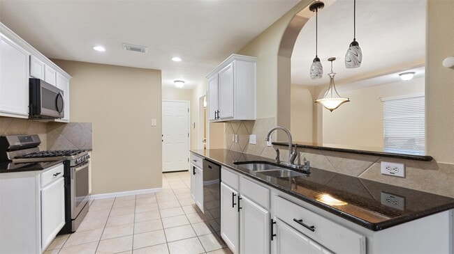 Photo - 8838 Eastheimer St