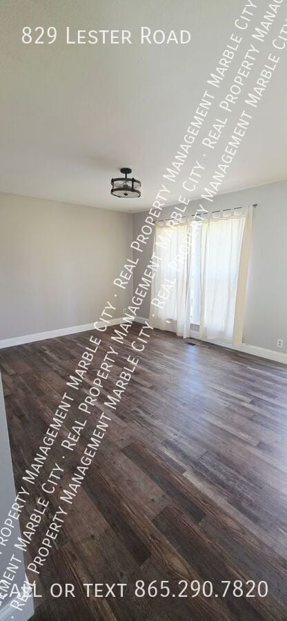 Photo - 829 Lester Rd