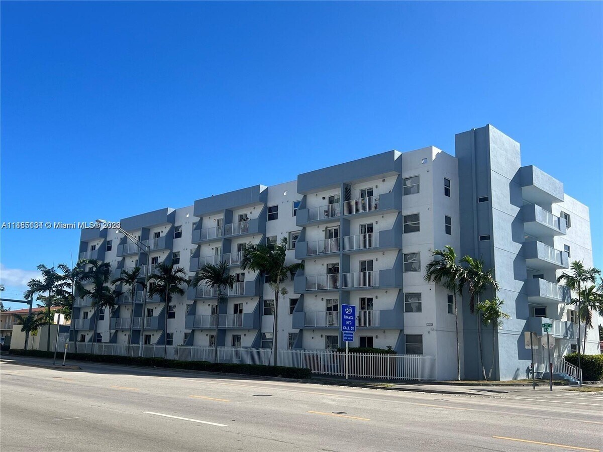 Photo - 2575 SW 27th Ave Condo Unit 308