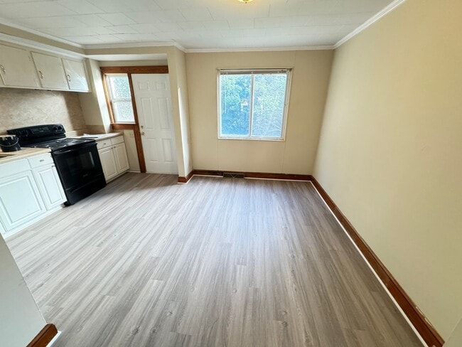 Photo - 2Bd/1Ba Townhome in Granite Quarry across from Elementary