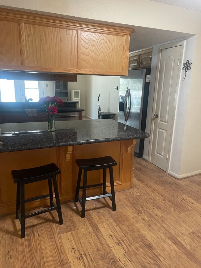 Photo - 2703 Walnut Hollow St