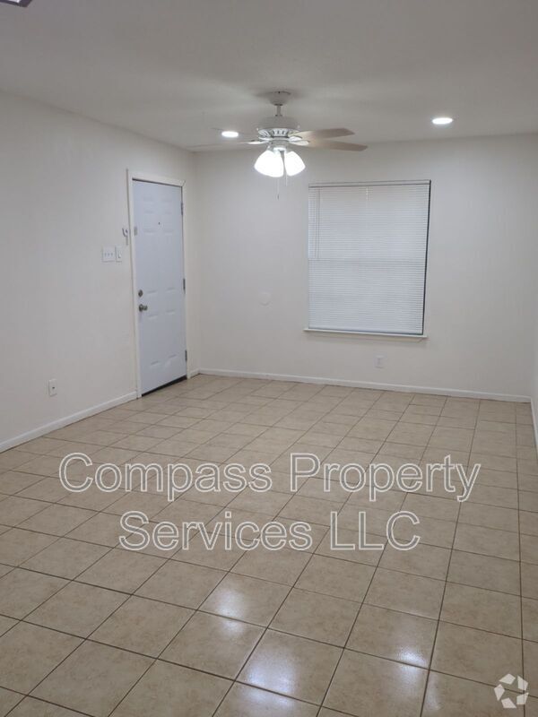 Building Photo - 3019 McFerrin Ave Unit 3019A McFerrin Rental
