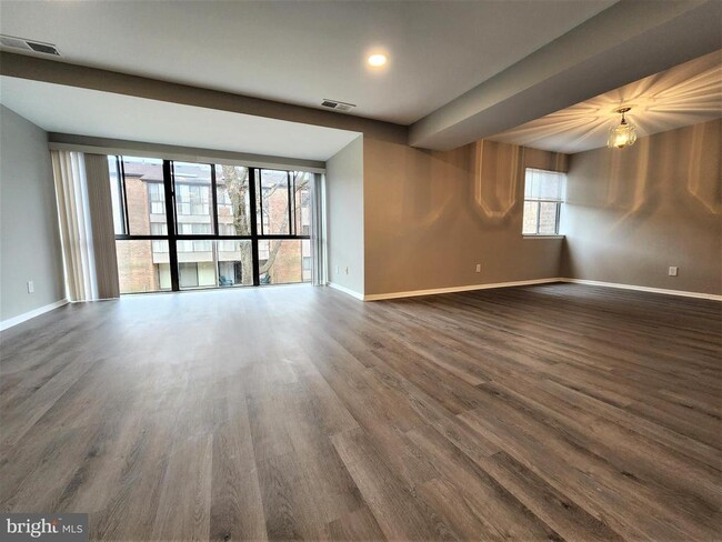 Building Photo - 19106 Mills Choice Rd Unit 4 Rental