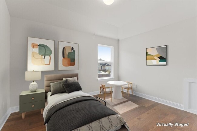 Photo - 205 Riverhill Cv