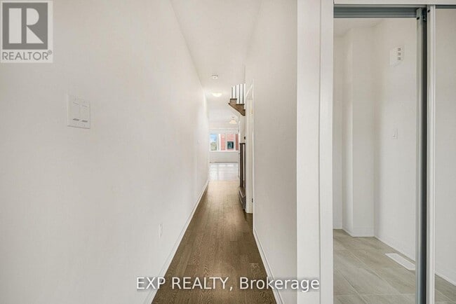 Photo - 25 Canvas Cres