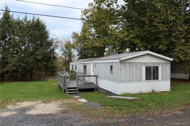 Building Photo - 16 Tanglewood Park Dr Rental