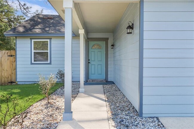 Photo - 19 Robin Hood Dr