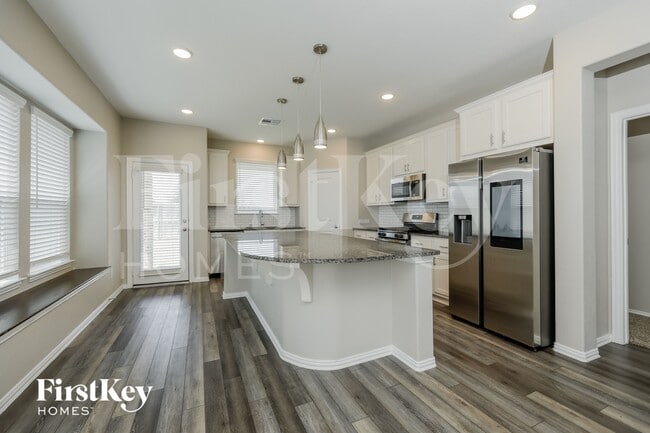 Photo - 29884 Dovetail Blf Ln