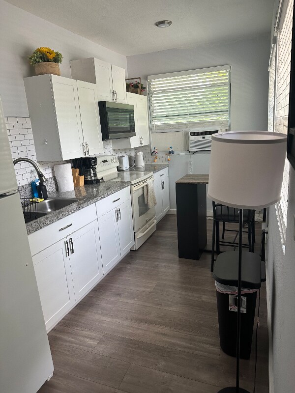 Photo - 2017 6th Ave W Unit 6