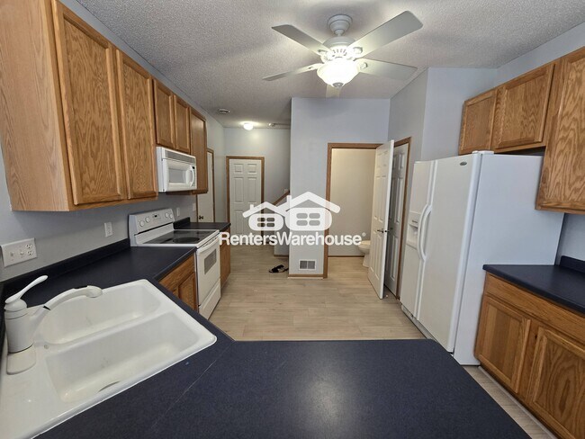 Photo - 1945 Mockingbird Ave