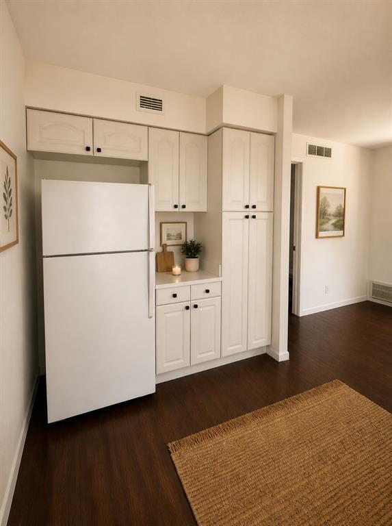 Photo - 3304 Red River St Unit 203