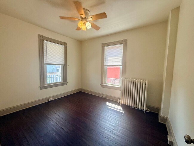 Photo - 324 S Christian St Unit 3