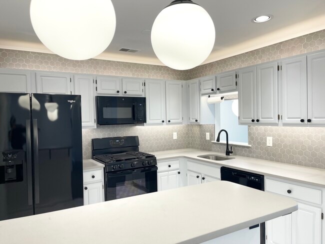 Totally updated kitchen - 162 Vasser Dr Townhome