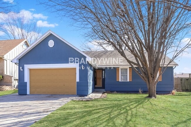 Building Photo - 1605 NE Westwind Dr