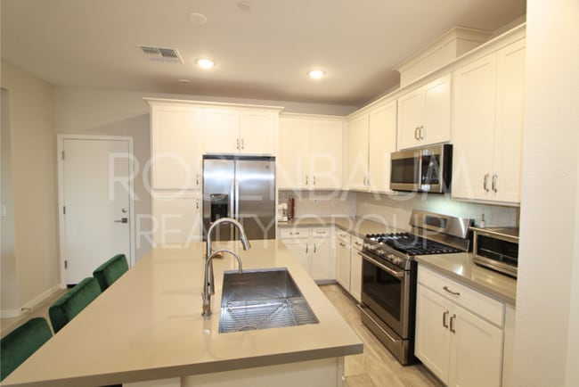 Photo - Stunning 3-beds, 2.5-baths townhome in the...