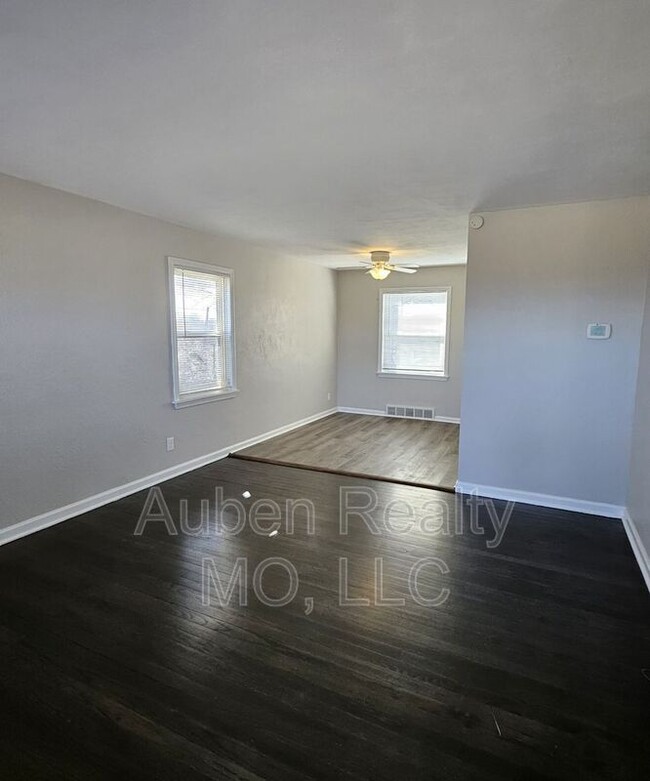 Photo - 726 S Leonard St Rental