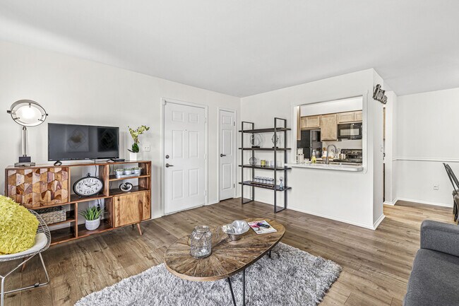 Photo - Enclave at Eagle Creek Apartments