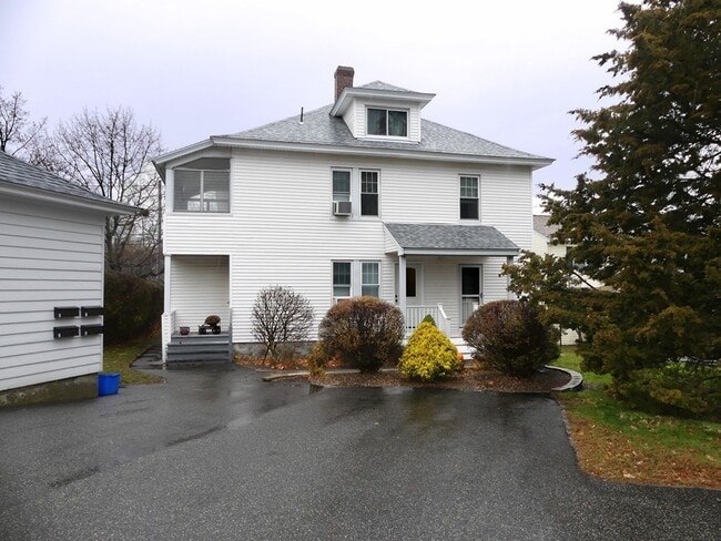 Photo - 64-66 Waverly Rd Unit 3