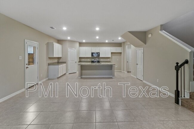 Photo - 3839 Barnett Rd