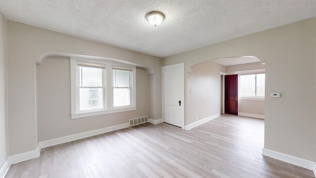 Photo - 7401 Jameson Rd Unidad Up