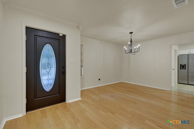 Photo - 1260 Flaming Oak Dr