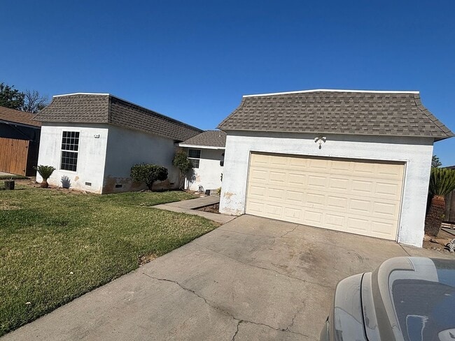 Building Photo - 4504 N Garden Ave