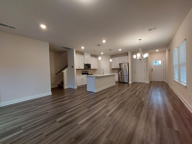 824 Arrington Wy