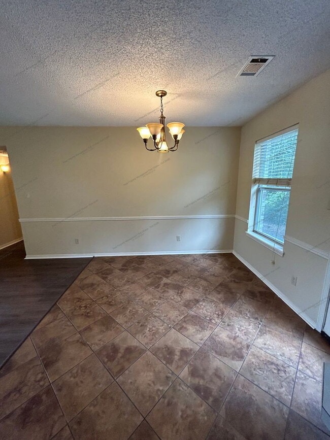 1413 Grand Oak Dr