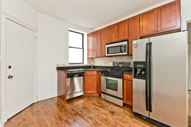 Photo - 1014 W Roscoe St Unidad 3R