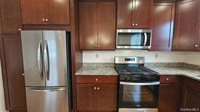 Photo - 105 Canter Ct