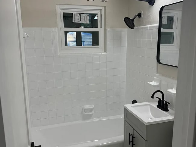 Photo - 2335 SE 46 Terrace