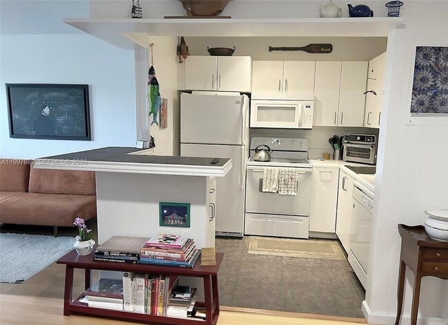 Photo - 1400 NE 54th St Unit 306