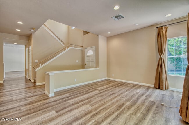 Photo - 1044 Cherry Creek Cir