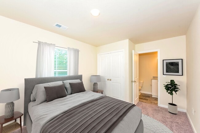 Photo - 619 Green Wigeon Rd