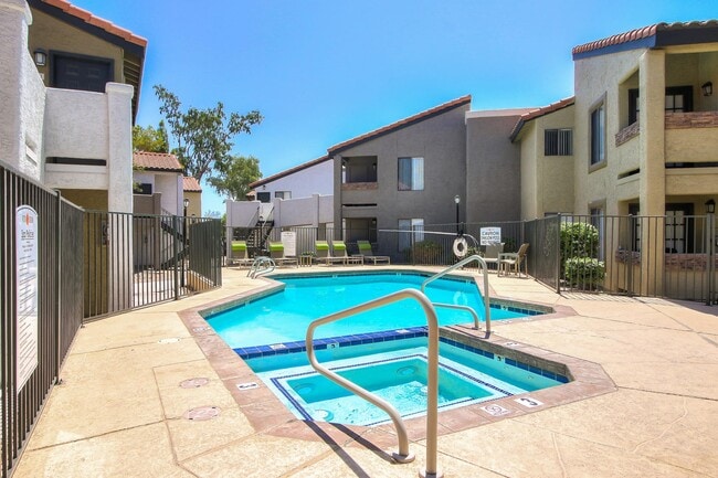 Photo - Vista Sureno