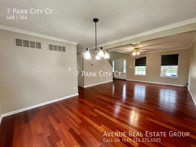 Photo - 7 Park City Ct