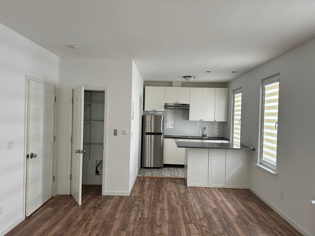 Photo - 6940 78th St Apartamentos Unidad 1 FT