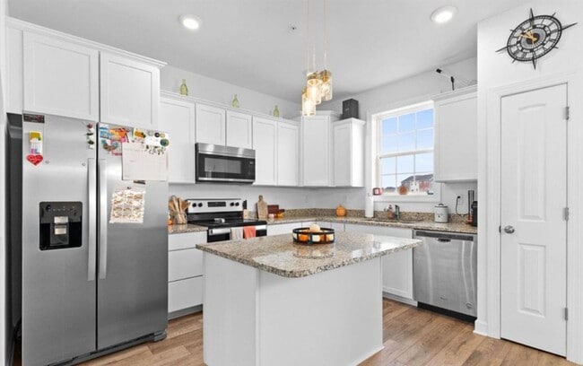 Photo - Dallastown Schools! Beautiful 3 Bedroom, 2.5 Bath Townhome.