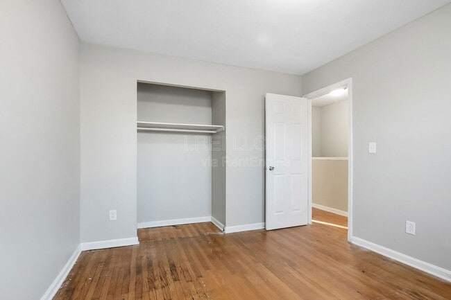 Photo - 5011 Wabash Pl