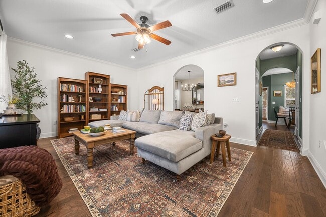 Building Photo - 120 Mosaic Oaks Cir