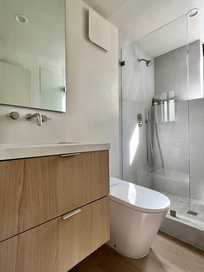 10326 Dunkirk Ave Unit Dunadu