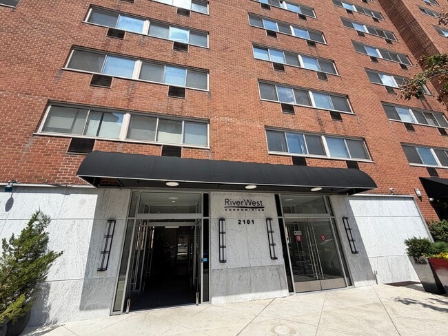 Photo - 2101 Chestnut St