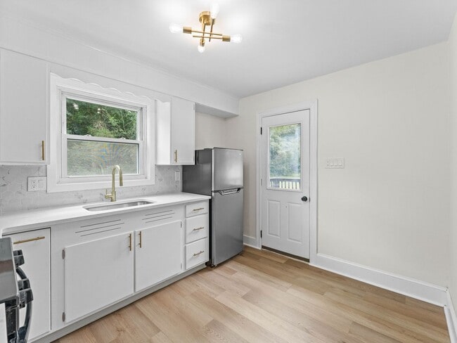 3534 N Delsea Dr