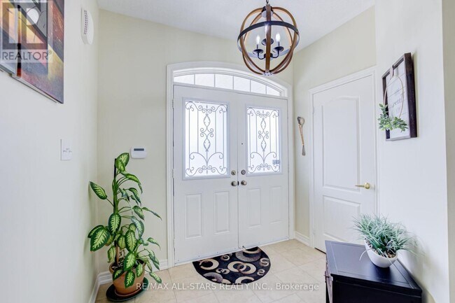 Photo - 102 Creekland Ave