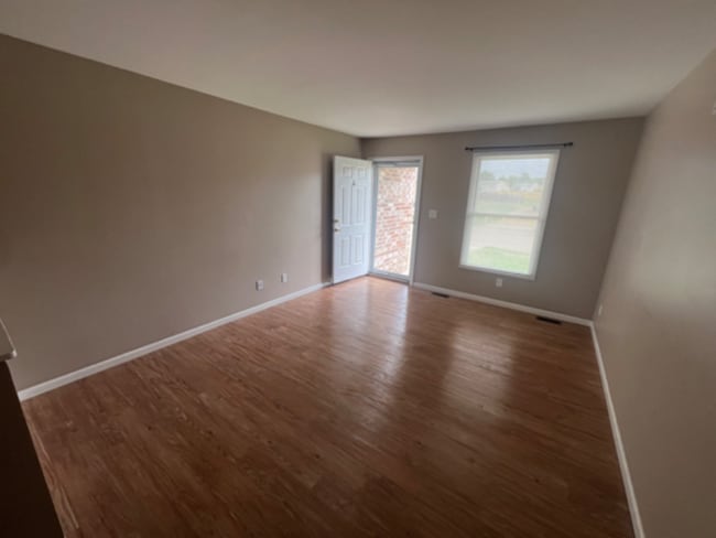 Photo - 425 Station Crossing Unit 427