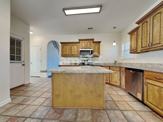 Photo - 13136 Braybourne Pkwy