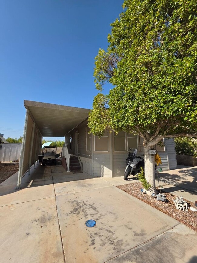 Photo - 5707 E 32nd St