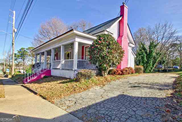 Photo - 135 Glynn St N